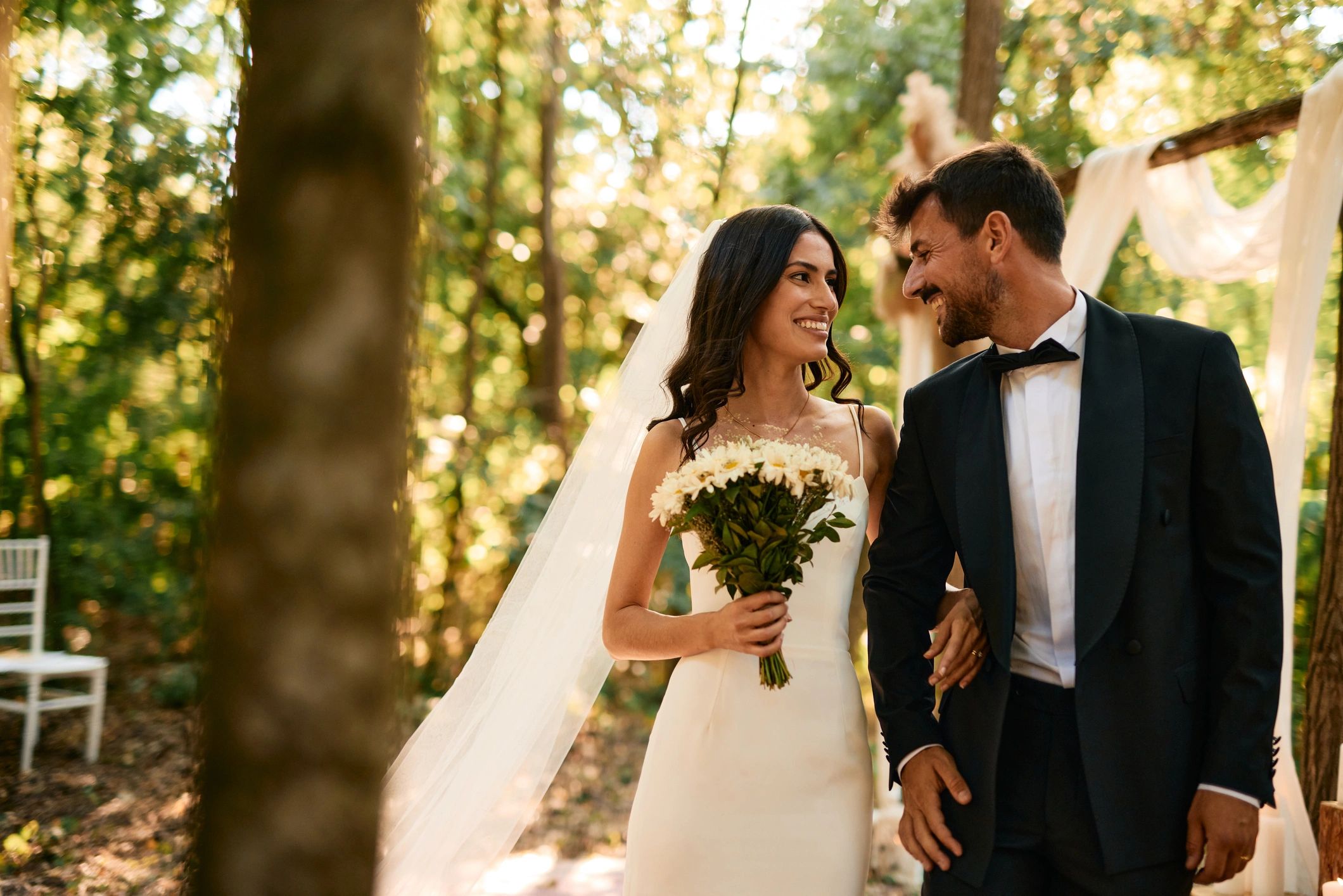 romantic wedding couple outdoor